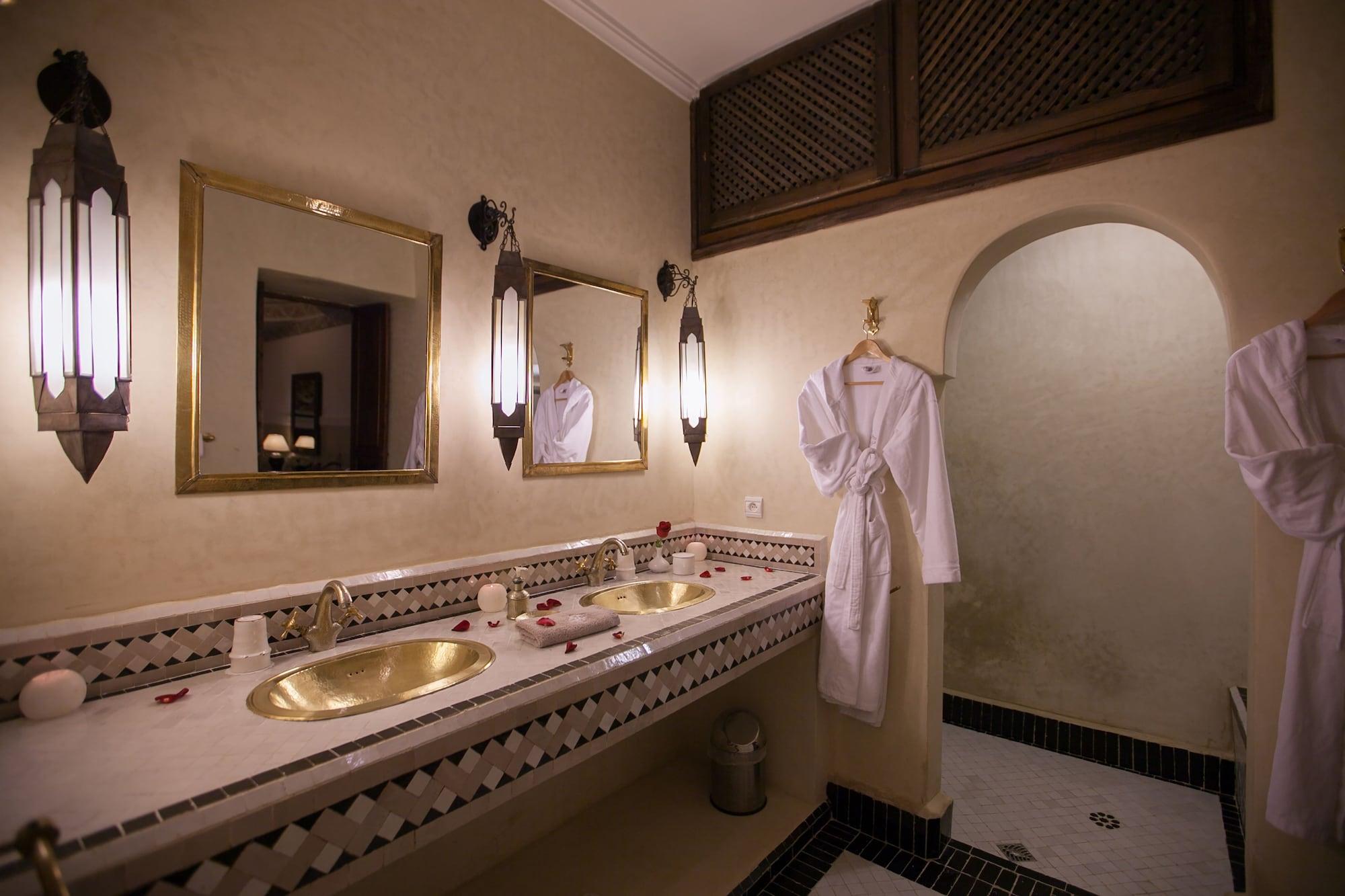 Riad Le Clos Des Arts Marrakesh Bagian luar foto